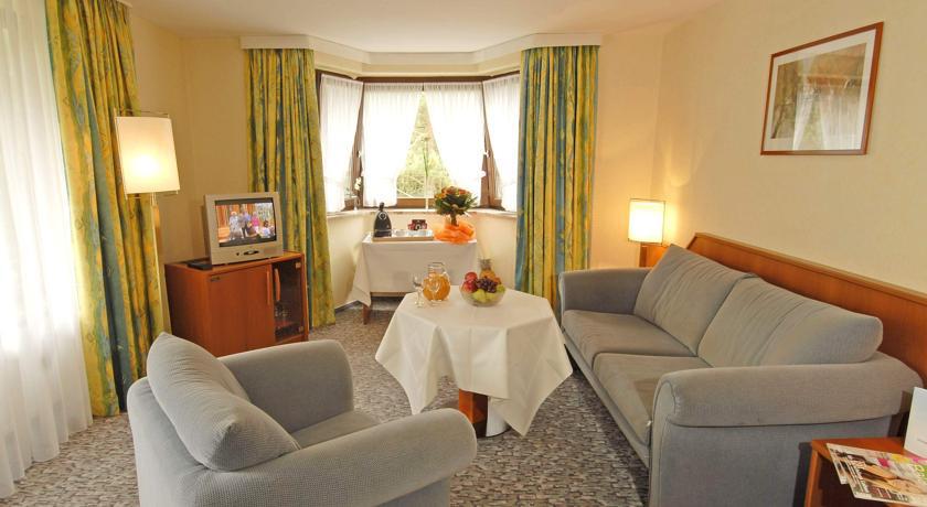 Balladins Superior Hotel Gutsmann Bad Bramstedt Esterno foto